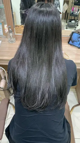 セミロング ハイトーン募集中 💜✝️荒川優輝のヘアスタイル