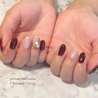 ネイル KOMINE TOMOKOのネイルデザイン