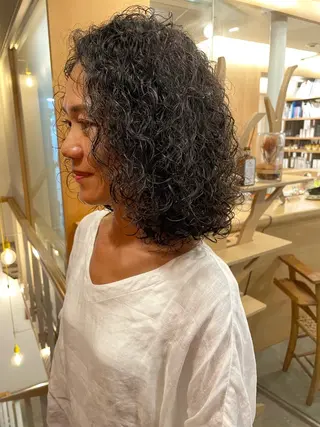 ミディアム パーマ 🍊mai🍊 似合わせスタイル🌿のヘアスタイル