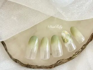 ネイル DiaRily所属・diarily はるひのネイルデザイン