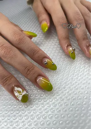 ネイル ♡Bivi♡自爪に 優しいネイルサロンのネイルデザイン