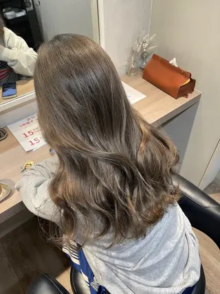 ロング カラー ANDIAMO SAKAE  楓のヘアスタイル