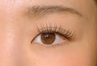 マツエク・マツパ ジャパンアイリストカレッジ天王寺校所属・岩野 夢加のマツエク・マツパデザイン