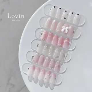 ネイル Lovinなんばスカイオ店所属・Shikata Asukaのネイルデザイン