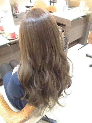 ロング ブリーチなしダブル/ レイヤーカット 小棹のヘアスタイル