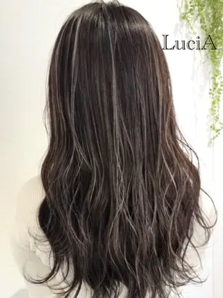 ロング ヘアアレンジ カラー LuciA/エクステ カラーのヘアスタイル