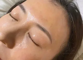 アイブロウ SLily + 眉毛/耳ツボの眉毛・アイブロウイメージ