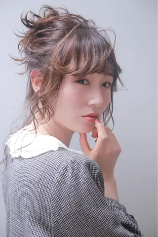 セミロング カラー ヘアアレンジ 伊藤 裕貴のヘアスタイル