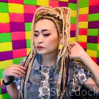 特殊ヘア師 /TANIのヘアスタイル