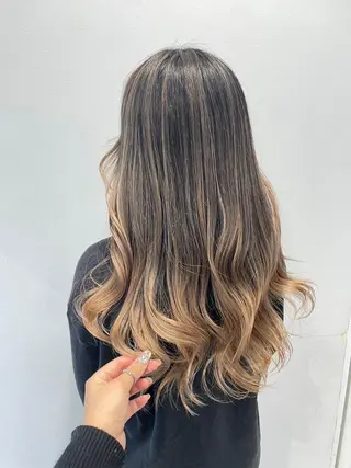 ロング 【公式】amble luxe池袋東口🩷のヘアスタイル