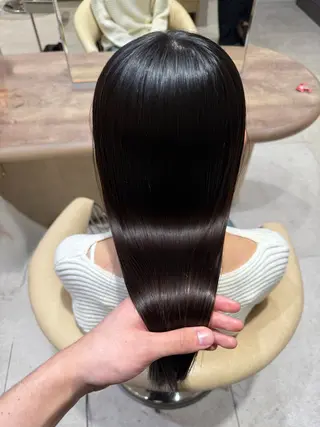 ロング カラー とろける艶髪レイヤー カット髪質改善しゅんのヘアスタイル