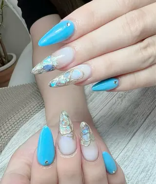 ネイル シェヌネイル JURAのネイルデザイン