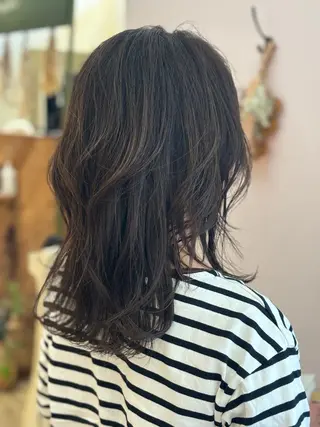 セミロング レイヤーカット✨ 艶髪藤野のヘアスタイル