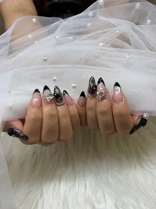 ロング lilivelle KIRARIのネイルデザイン