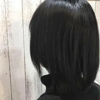 ミディアム カラー embrace エンブレイスのヘアスタイル