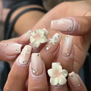 ネイル schon所属・Schon Yuinaのネイルデザイン