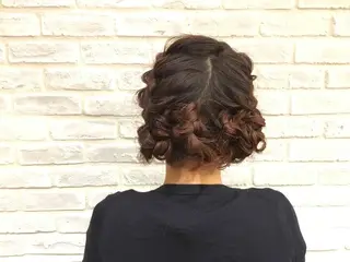 セミロング カラー パーマ ヘアアレンジ la fith所属・rico_by ヘアとアイブロウのヘアスタイル