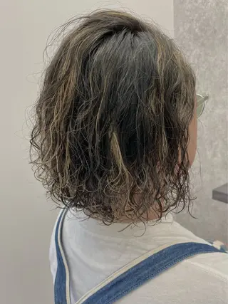 ミディアム カラー メンズ 佐々木 達也のヘアスタイル