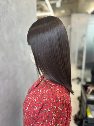 ミディアム NUMBER 天王寺YUYAのヘアスタイル