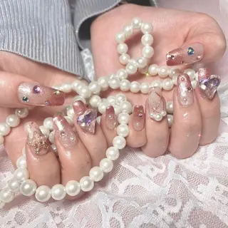 ネイル Yudia -neon-のネイルデザイン