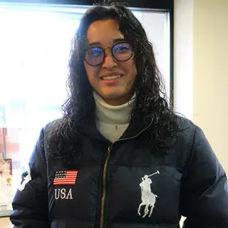 セミロング パーマ カーリーパーマ/ 透明ｶﾗｰ/MIKUのヘアスタイル