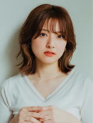 ミディアム ブリーチなしWカラー /酸性ストレート河本のヘアスタイル