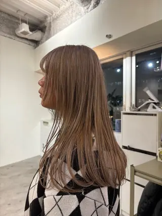ロング 梅田/透明感カラー /ひかるのヘアスタイル