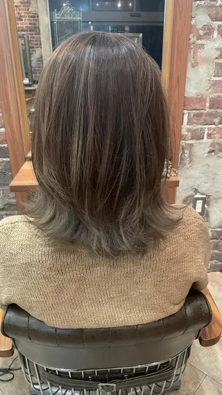 ミディアム カラー 藤木 雅俊のヘアスタイル