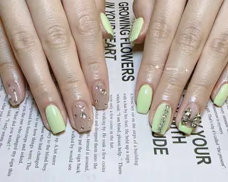 ネイル 🫧NUR NAIL✨のネイルデザイン