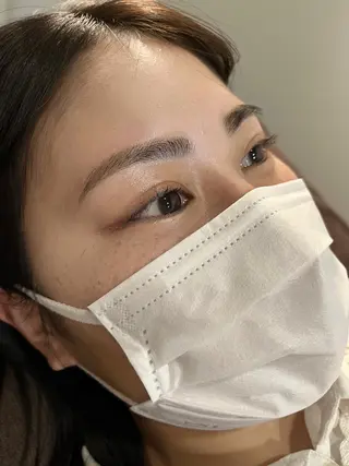 アイブロウ Wax脱毛・ ドライヘッドスパ専門の眉毛・アイブロウイメージ