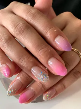 ネイル ネイルサロンラウンドトリップ所属・石江 実希のネイルデザイン