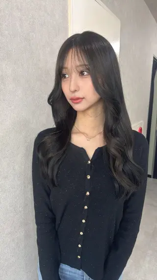 ロング カラー 赤み無し柔らかカラー 【梅田】madokaのヘアスタイル