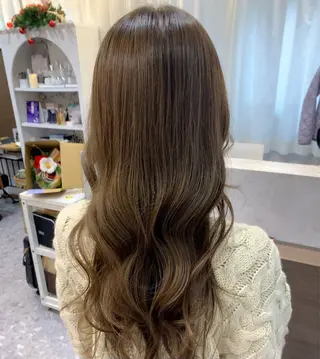 ロング Iolite HAIR所属・ioliteHAIR AYAのヘアスタイル