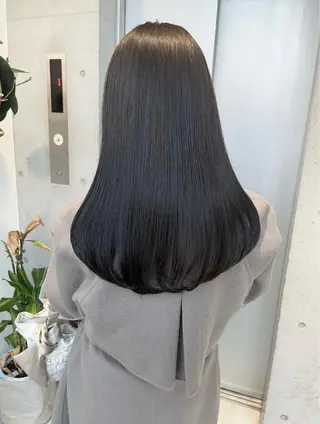 セミロング カラー パーマ ヘアアレンジ 透明感/オリーブ/ グレージュ/YUKAのヘアスタイル