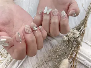 ネイル 🦋ネイルサロン ブラン🌈ゆりのネイルデザイン