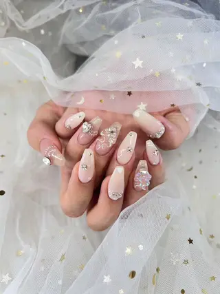 ネイル 鈴木 アキのネイルデザイン