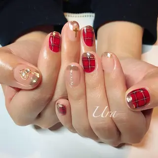 ネイル UrakoNail 《nail》のネイルデザイン