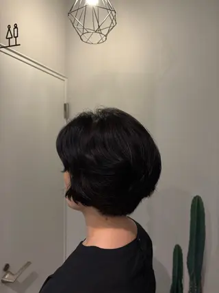 ショート パーマ アールラーゴ所属・宮島 華湖のヘアスタイル