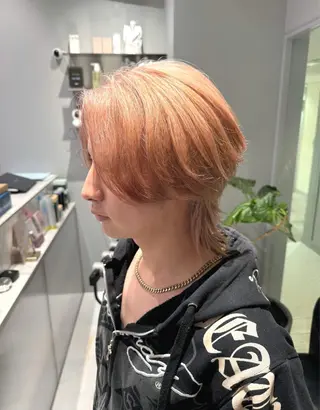 ミディアム カラー ハイトーンレイヤー 顔まわりSOTAのヘアスタイル