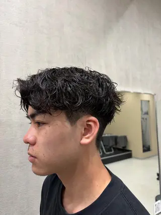 メンズ メンズヘア専門店SLAY西宮所属・曲がる縮毛矯正/西宮 パーマ/岡部 舜のヘアスタイル