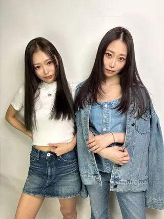 ロング アールバイニーナ所属・R by NINA アールバイニーナのヘアスタイル