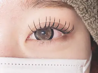 マツエク・マツパ amulet所属・amulet＊ eye.yukiのマツエク・マツパデザイン