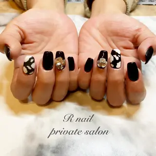 ネイル R nailのネイルデザイン