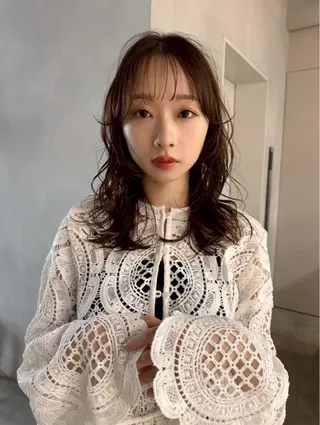 セミロング レイヤーパーマ* 顔まわり似合わせのヘアスタイル