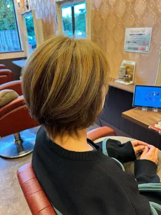 ショート カラー Pixie Bob 🐈‍⬛　位田のヘアスタイル