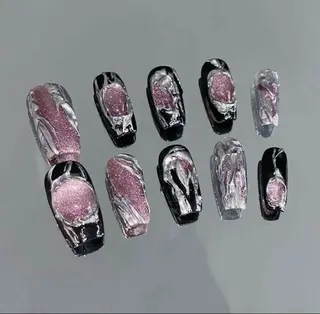 ネイル Lee Nailsのネイルデザイン
