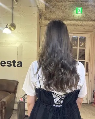 セミロング カラー ☁️透明感カラー☁️ Reikaのヘアスタイル