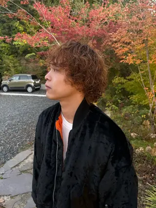 ミディアム パーマ YMENE所属・柏葉 南斗のヘアスタイル