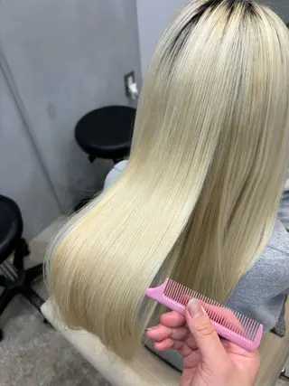 ロング 飯田 優恵のヘアスタイル