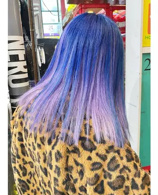 ミディアム カラー GARU-ガル-所属・TSUNO🦖 派手髪/オタク美容師のヘアスタイル